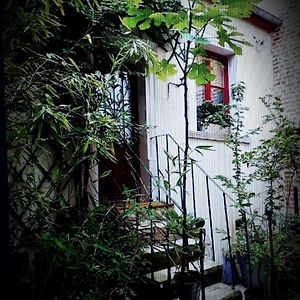 Le Nichoir Aux Oiseaux
